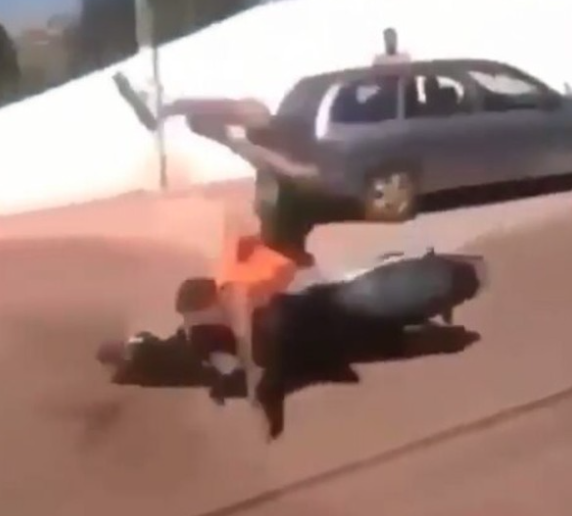 VIDEO: This guy's rendition of a wheelie is groundbreaking