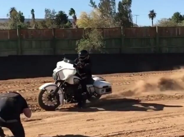 Watch: Harley rippin through the dirt