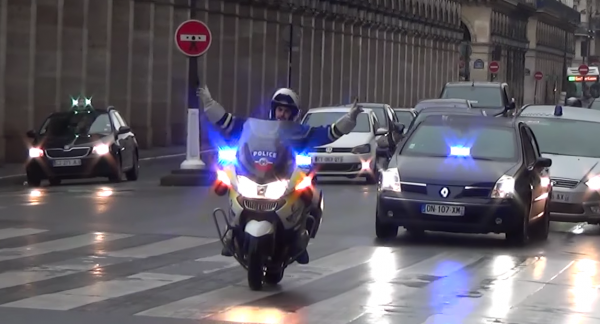 VIDEO: The most majestic police motorcyclist you'll ever see