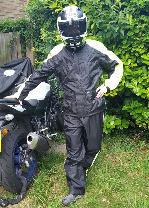 Review: Tucano Urbano Diluvio Rex waterproof jacket and trouser set, £96.99