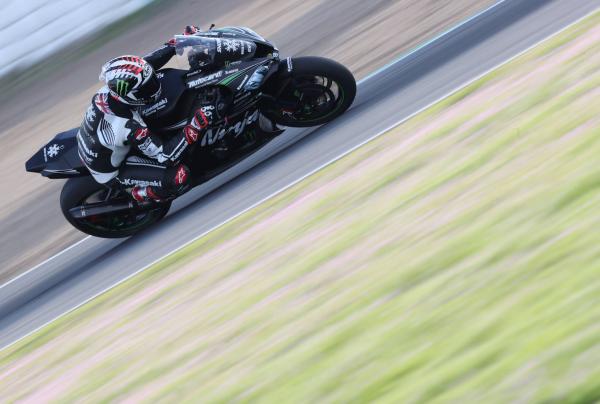 Rea remains top as testing turns to Portimao