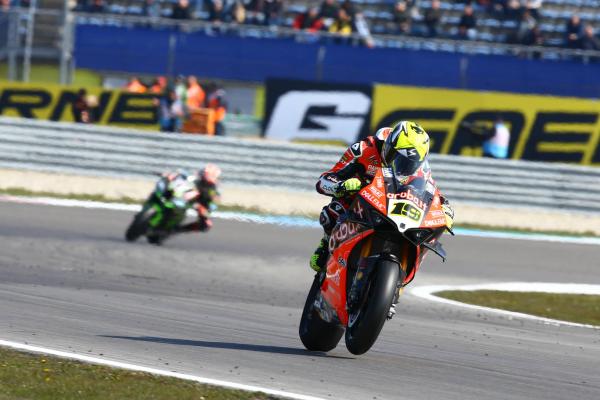 Bautista unstoppable in Assen clean sweep