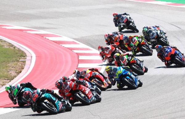 Quartararo builds Rookie lead, learns from Petrucci