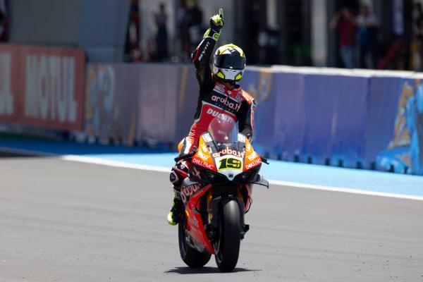 Bautista breaks free for ‘lucky 13’ win, Rea recovers to fourth