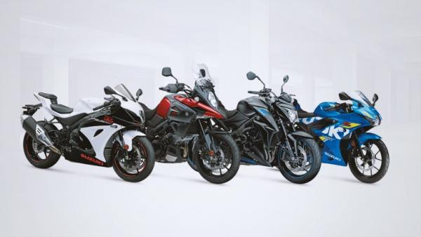 New Suzuki colours on stand at Motorcycle Live