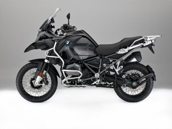 BMW announces updates to R1200 range
