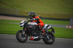 Visordown Track Day Donington Triumph Speed Triple RS