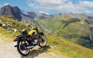Touring-Brittany-by-motorcycles