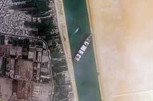 By Contains modified Copernicus Sentinel data [2021], processed by Pierre Markuse - Container Ship &#039;Ever Given&#039; stuck in the Suez Canal, Egypt - March 24th, 2021, CC BY 2.0, 