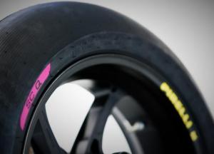 Pirelli SCQ WSBK tyre.