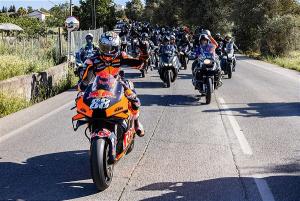 Miguel Oliveira leads Portuguese fans to Portimao circuit. - KTM Media.