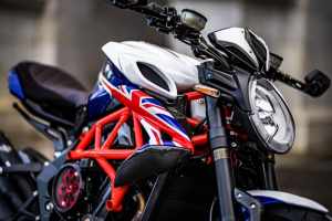 mv agusta dragster london special close