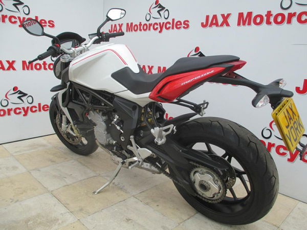 Bike of the day: 2014 MV Agusta Brutale 800