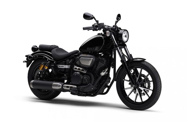 Yamaha Bolt cruiser metallic black