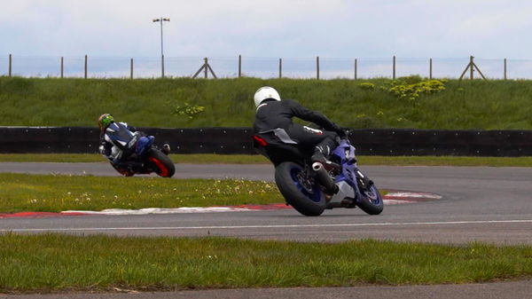 yamaha r6 track riding